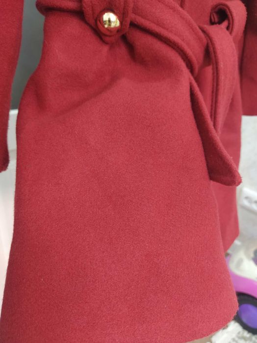 Пальто детское на 5-6 лет