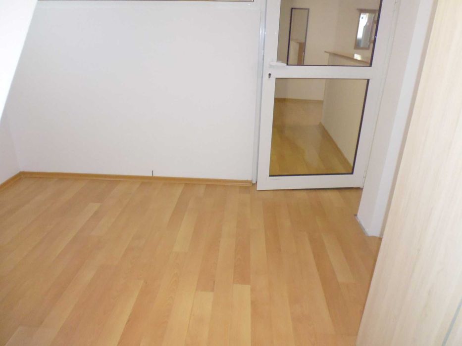 Дава се под наем Тристаен апартамент в София, Люлин 8 - 57 кв.м за 548.25 € - Снимка #10