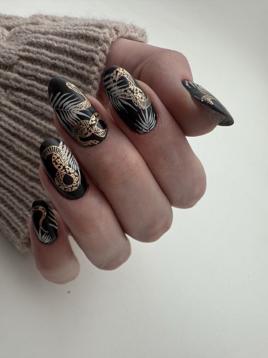 Наращивание ногтей, Укрепление гелем, маникюр