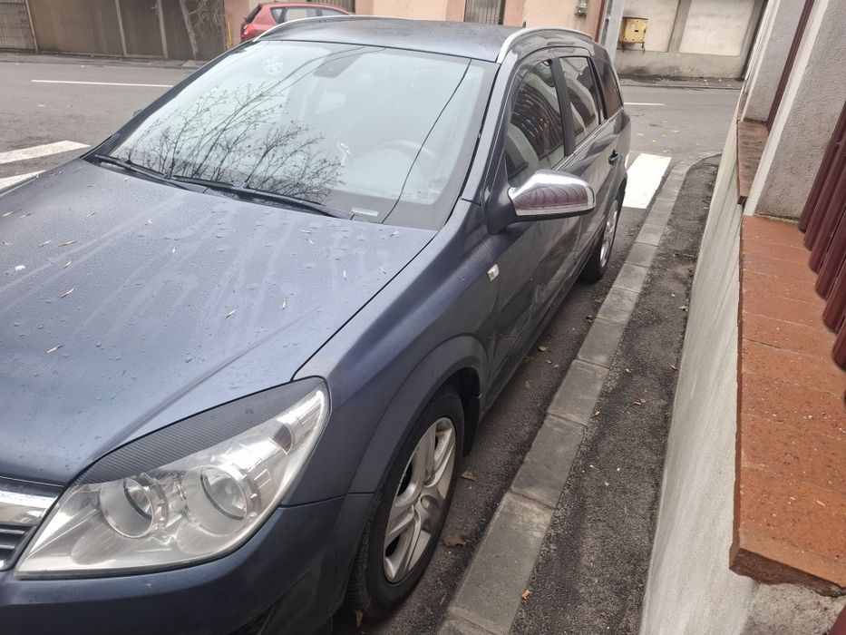 Vând Opel astra h1.9