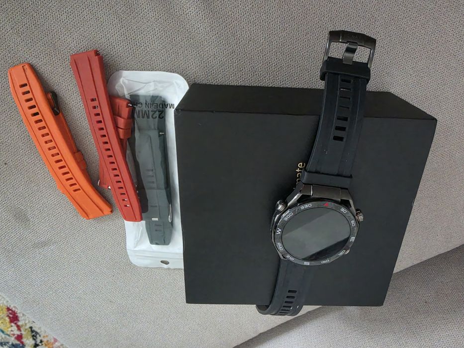 Vând Smartwatch Huawei Watch Ultimate Expedition, Black garanție emag
