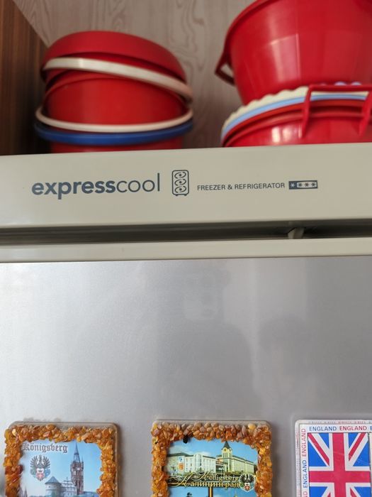 Холодильник lg продаю