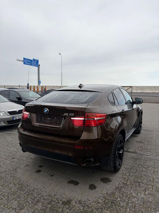 Dezmembram BMW X6 E71 facelift 3.0 diesel din 2013