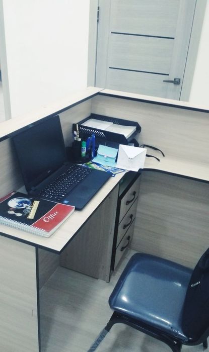 O‘quv markazi jihozlari sotiladi