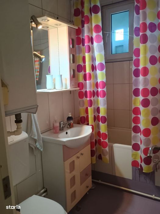 Vând apartament 2 camere Galați, țiglina 1