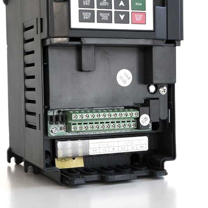 Помпени соларни инвертори 0,75/1,5/2,2/4/5,5/7,5kW - 220v/ 380v