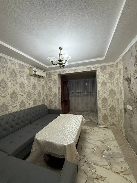 Продаётся с мебелью 4х комнатная квартира на 4-этаже Адрес Микрорайон