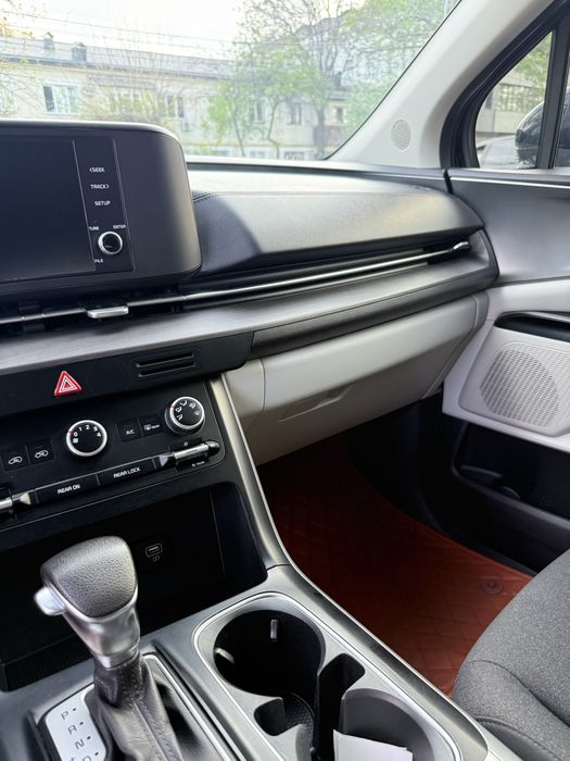 Kia Carnival Comfort 2023 7 orinli