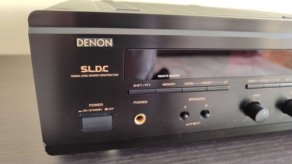 Denon DRA-1000  стерео ресивър