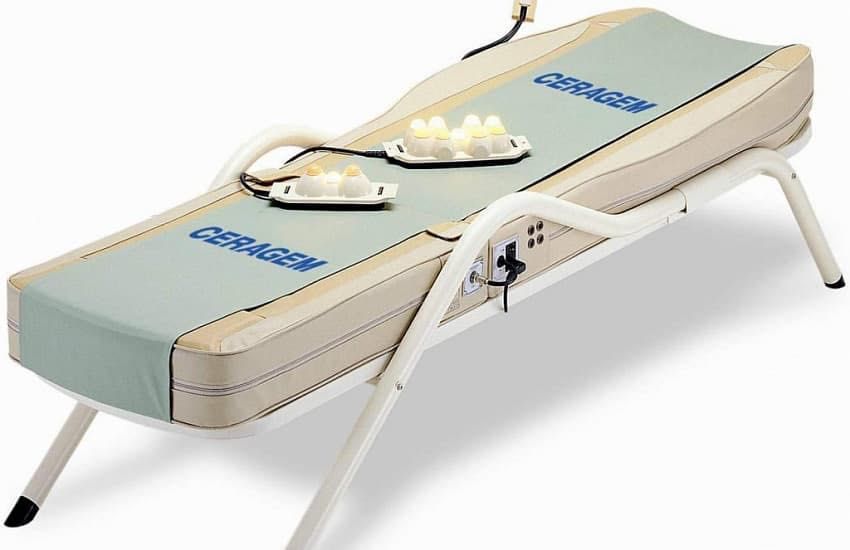 Массажная кушетка CERAGEM MASTER