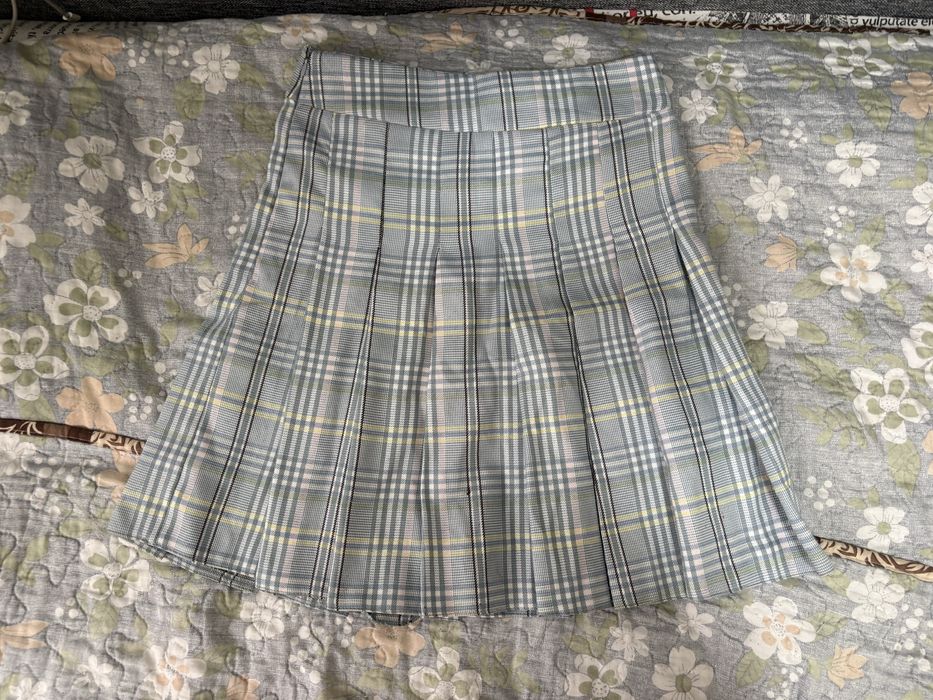 Отдаю жен одежду по 1000 тг