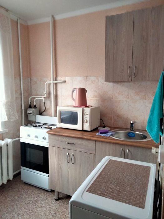 Город посуточно, по часам