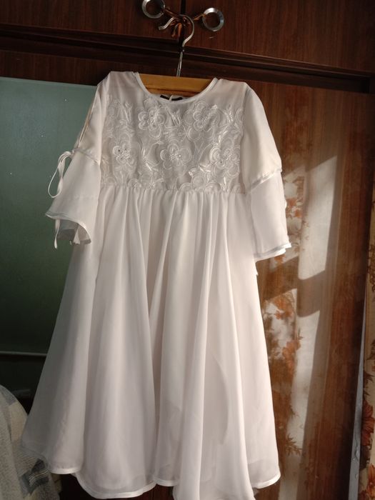 Платья нарядные на девочку