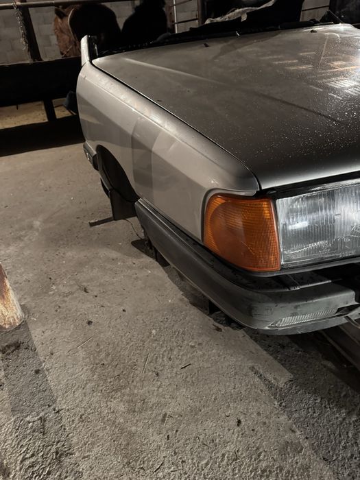 Продам ауди 100 с3 2,3 на разбор