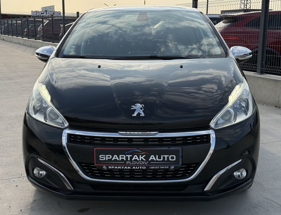 Peugeot 208 1.2i* 2016г* 115.000КМ* НОВ* Топ Състояние* РЪЧКА*