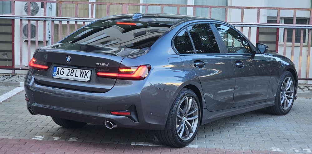 BMW Seria 3 2022 — imagine 3