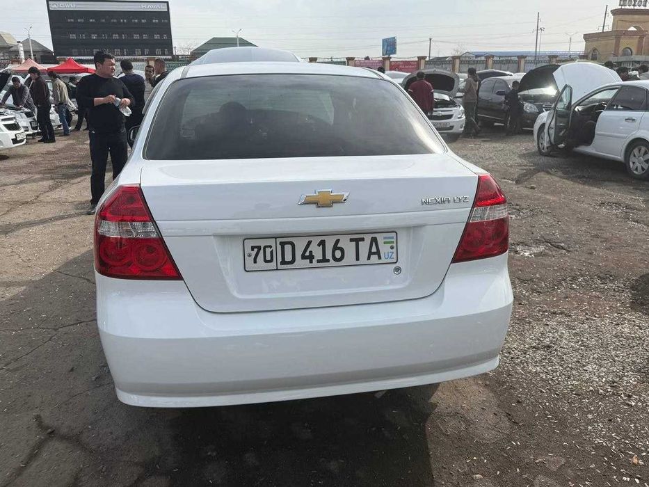 Nexia 3 4 poz. AT sotiladi