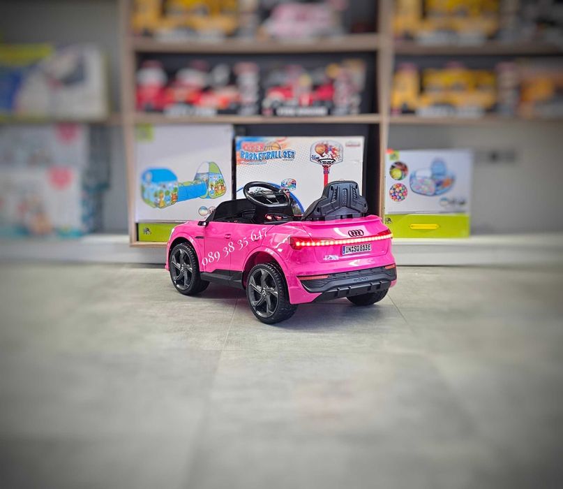 ТОП ЦЕНА!НОВО!Акумулаторен джип Audi SQ8 с 12V,EVA гуми,кожена седалка