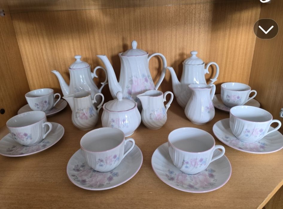 Винтидж български порцеланов сервиз POZZELLAN – соц период