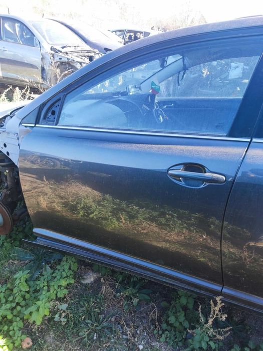 Врати за Toyota Avensis Т25 , Т27 , Седан , комби , хечбег !