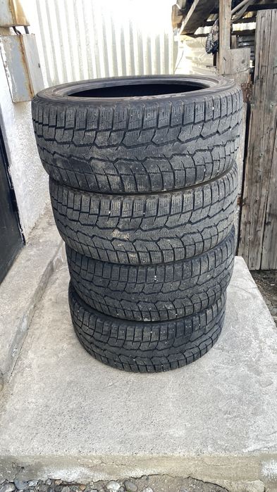 Продам летний  шины