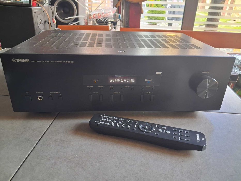Yamaha R-S 202d stereo receiver