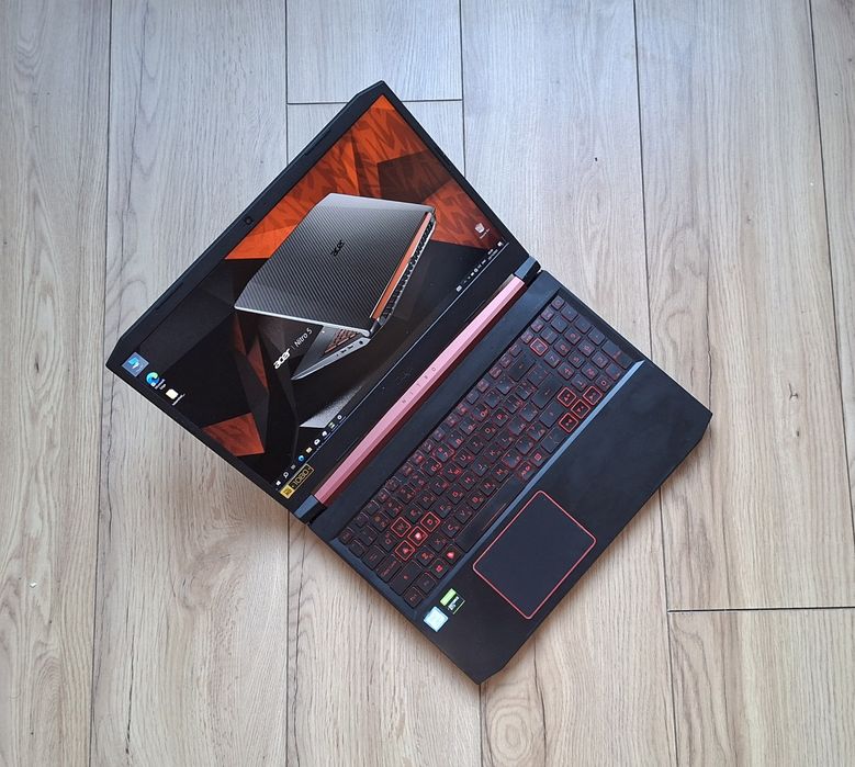 15.6'  IPS Acer Nitro Core i7-9750H/GTX 1650 4GB GDDR5/16GB/512GB