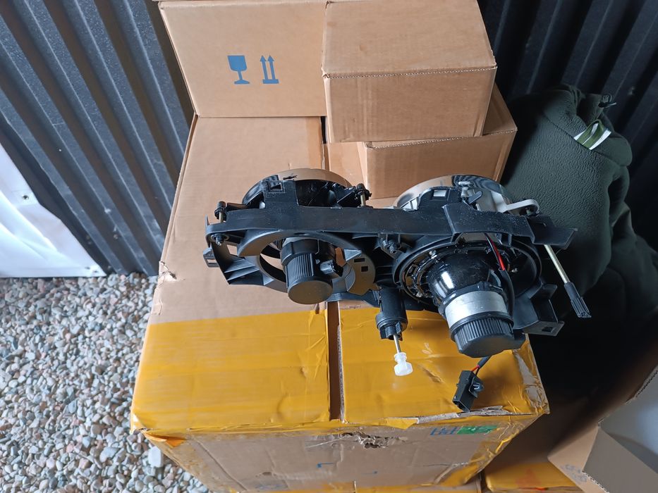 Продаю фары передние БМВ Е34/BMW E34