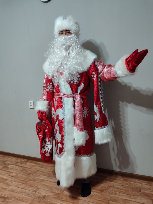Прокат костюма Деда мороза