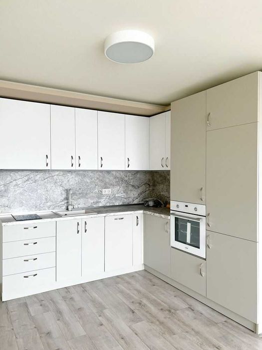 Продава се Тристаен апартамент в София, Дървеница - 80 кв.м за 2125 €/кв.м - Снимка #1