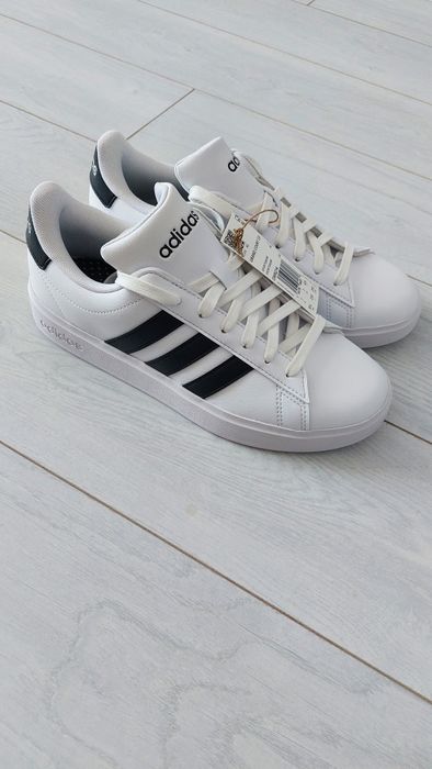 Кроссовки Adidas оригинал