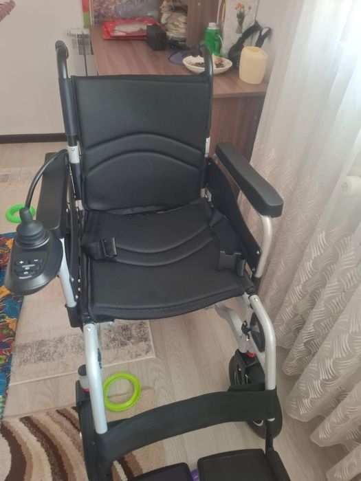 Инвалидная коляска