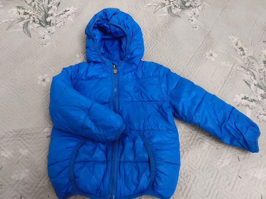 Продам куртку на мальчика