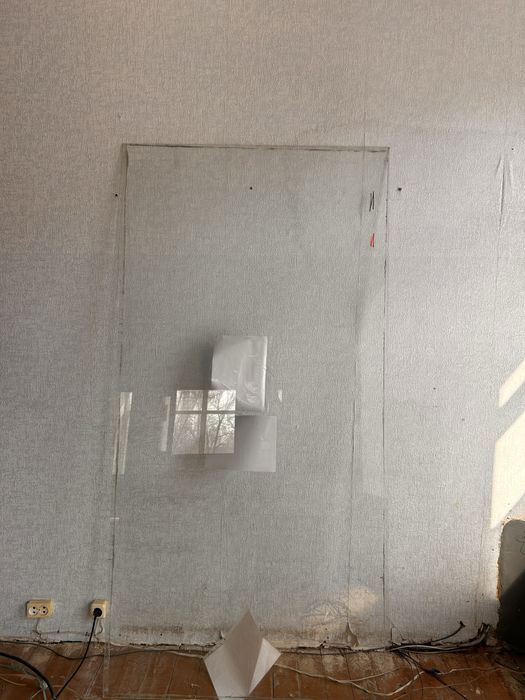 Стекло отдам бесплатно