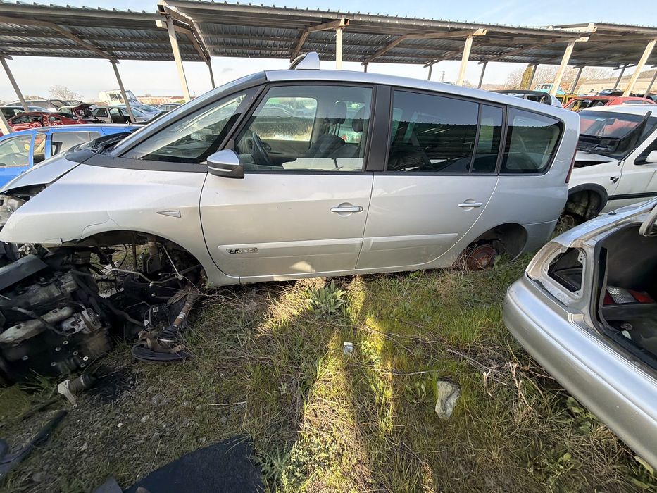 Renault Grand Espace на части