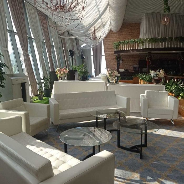 Аренда прокат Диваны, кресла, пуфы