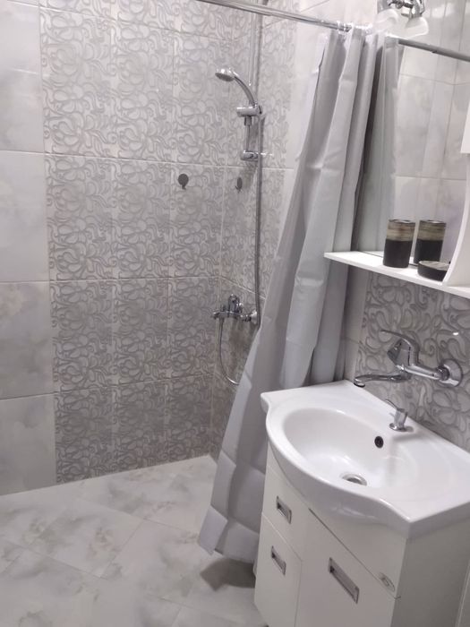 Дава се под наем Двустаен апартамент в София, Левски Г - 95 кв.м за 1020 € - Снимка #8