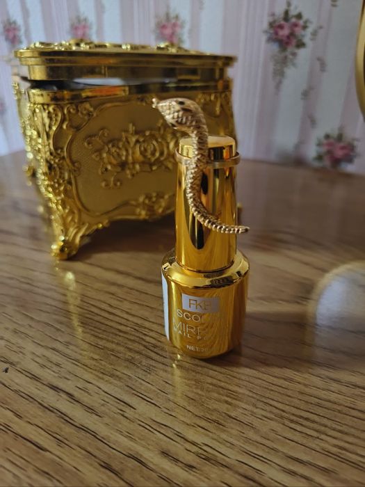 Лак простой не лампа  золотой