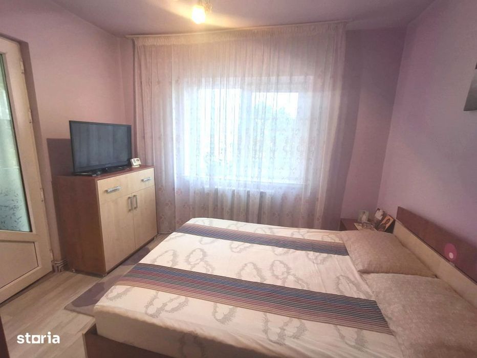 Muta-te Imediat! Apartament Luminos - cu 3 Camere - Craiovita