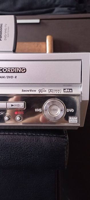 Panasonic VHS-DMR E75V DVD Записвачка!
