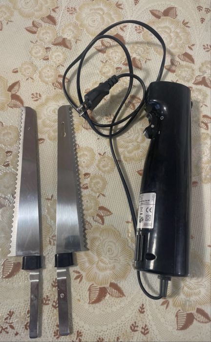 Cutit  electric cu 2 lame