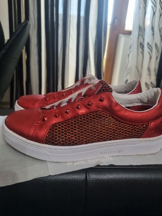 Bugatti piele mărime 39