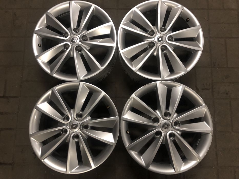 Диски на Рено Дастер r17