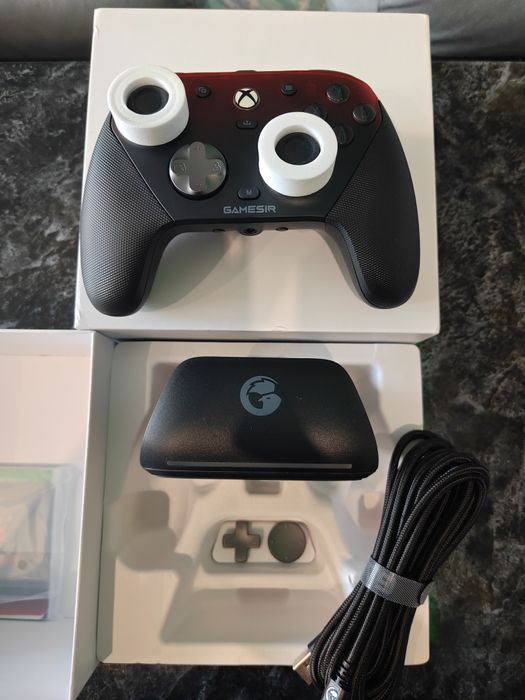 Нов джойстик Gamesir g7 pro.