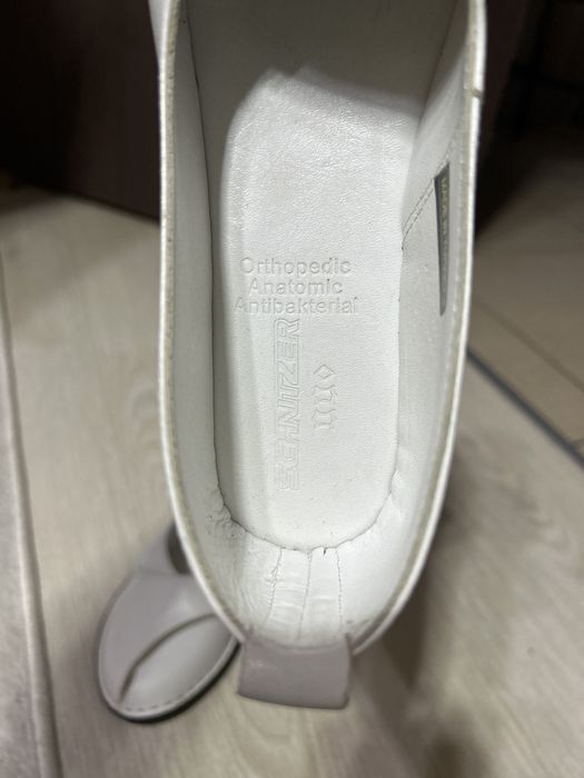 Женские балетки