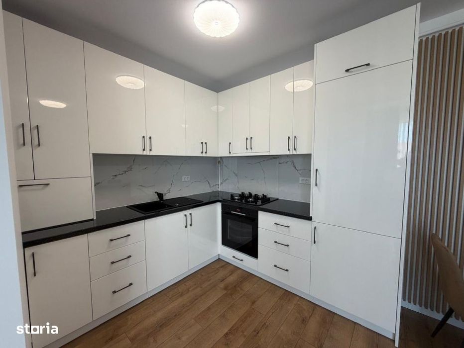 Apartament 3 camere , 70 mp, zona Radauti — fotografia 3