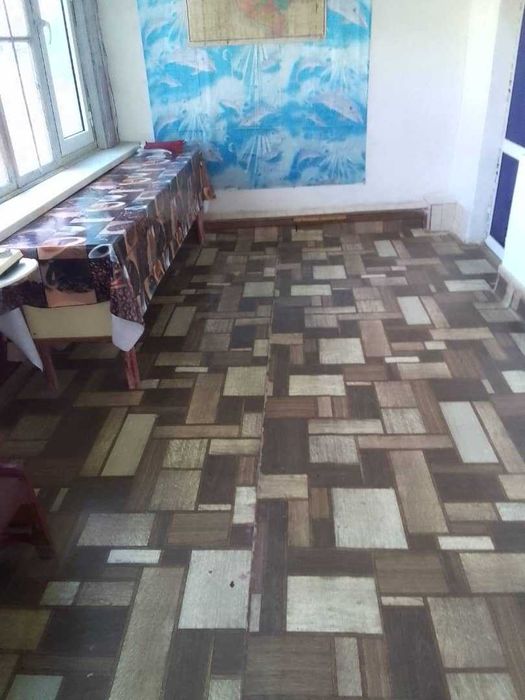 Продам дом в Центре Навои Срочно