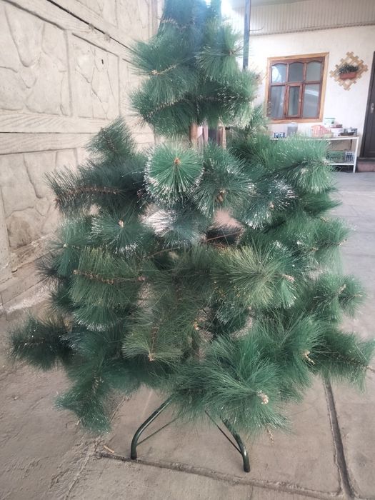 Продается елка, искуственная