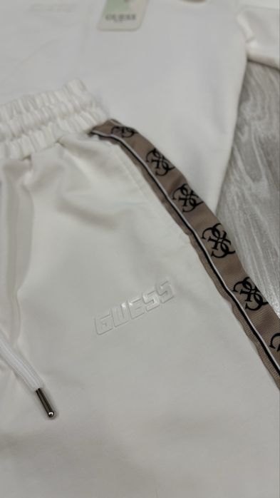 Guess Спортен бял сет