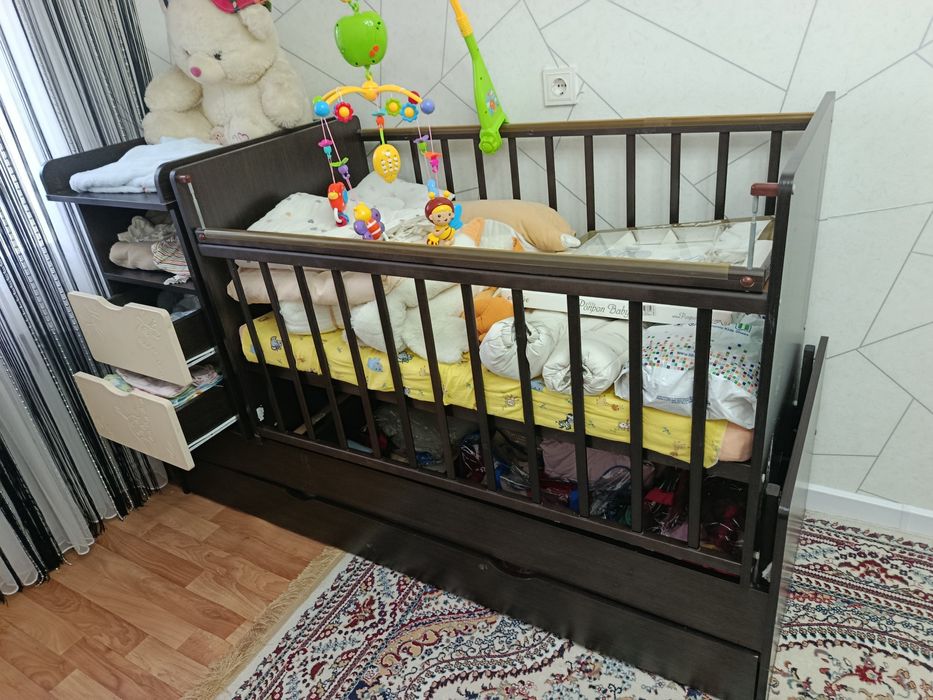Манеж детский продам. Состояние б у